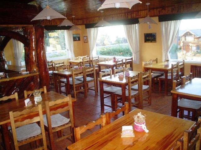 Hosteria Nuevo Pinar サンカルロスデバリローチェ エクステリア 写真