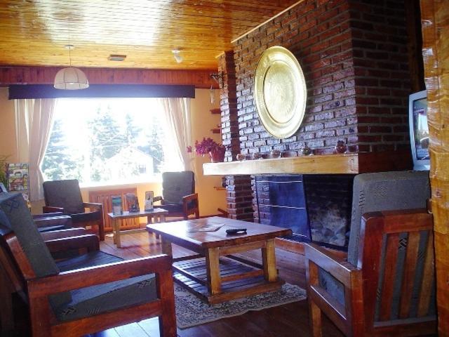 Hosteria Nuevo Pinar サンカルロスデバリローチェ エクステリア 写真